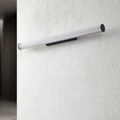 Lindby Applique murale LED Kirka, noir, métal, IP44, 90cm, CCT| Appliques Murales Led|Appliques Murales