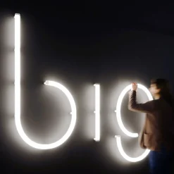Artemide Alphabet of Light applique majuscule D| Appliques Murales Led|Appliques Murales
