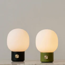 Audo Copenhagen Audo JWDA lampe à poser batterie, dusty green| Lampes À Poser Led|Lampes À Poser Et Lampes De Table