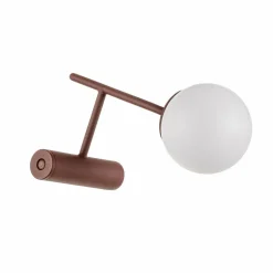 Audo Copenhagen Audo Phare lampe de table LED en rouge foncé| Lampes À Poser Led|Lampes À Poser Et Lampes De Table