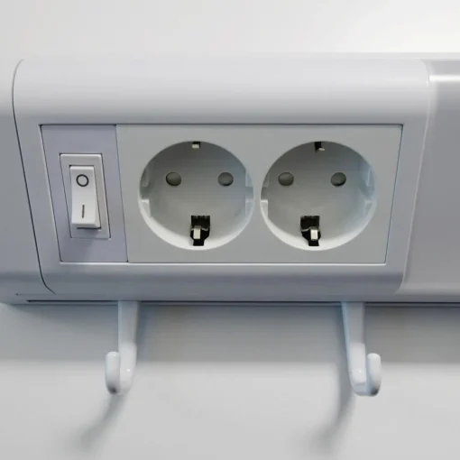 Müller-Licht Chianti 15 W - applique sous-meuble avec 2 prises| Luminaires Led D'Intérieur