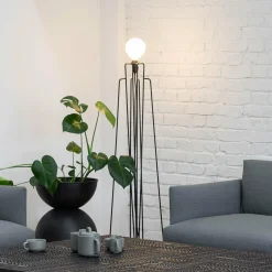 GRUPA Model M1 lampadaire LED noir, câble noir| Lampadaires Led|Lampadaires