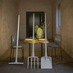 Karman Lampadaire de designer LED Tobia, forme de pelle| Lampadaires Led|Lampadaires