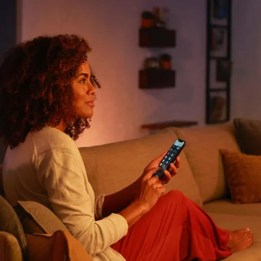 Philips Hue White E27 7 W ST64 filament 2 100 K| Ampoules Connectées Et Intelligentes|Ampoules Connectées Et Intelligentes