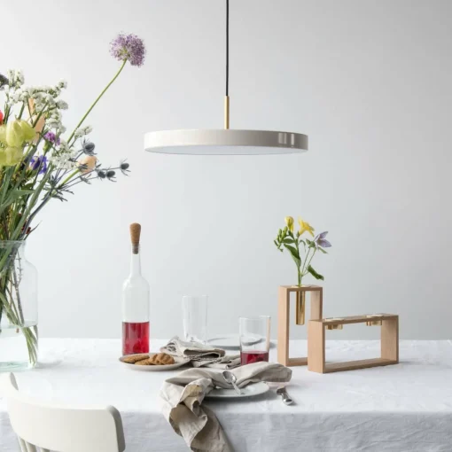 UMAGE Asteria medium suspension laiton nacrée| Suspensions Led|Suspensions